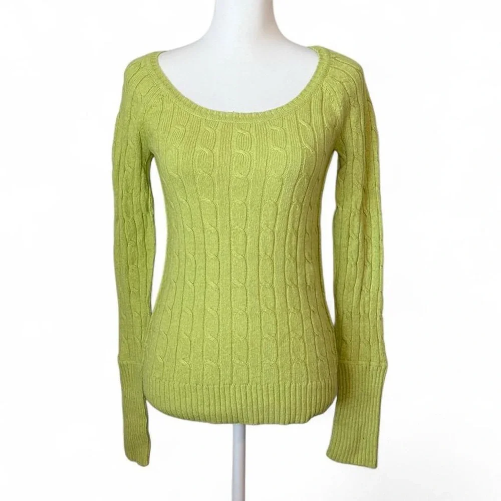 American Eagle Sweater
